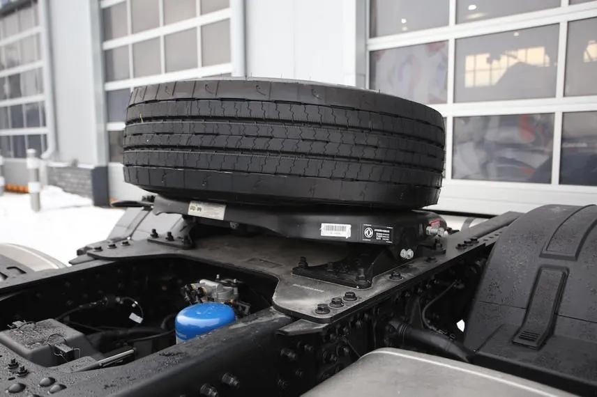 Седельный тягач DongFeng GX 4x2