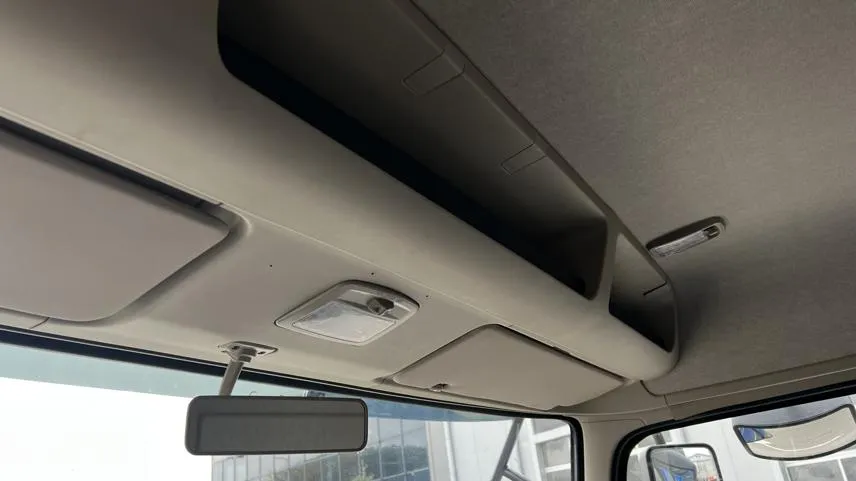 Самосвал DongFeng KC 8x4