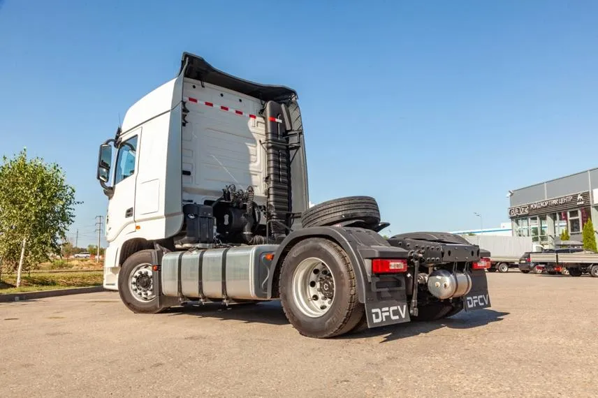 Седельный тягач DongFeng KX 4x2