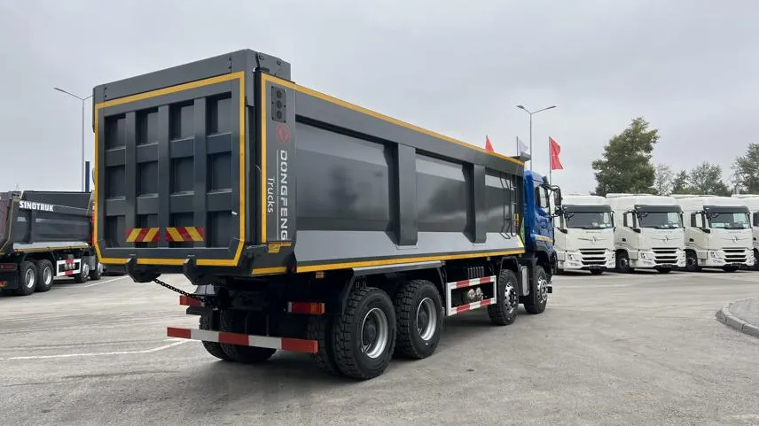 Самосвал DongFeng KC 8x4