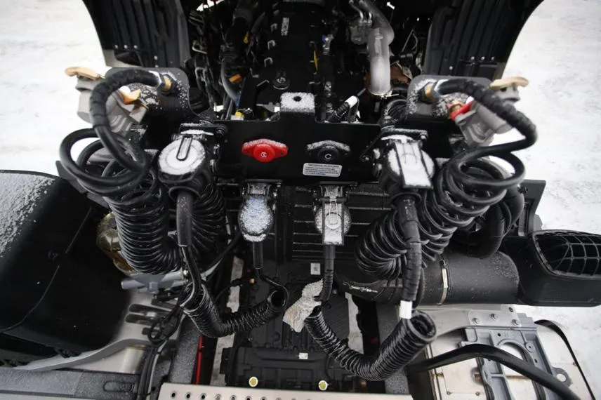 Седельный тягач DongFeng GX 6x4